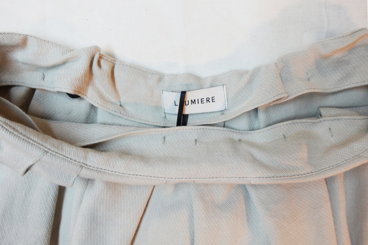 DRAPE 010 'Random Tuck Deep Slit Skirt'