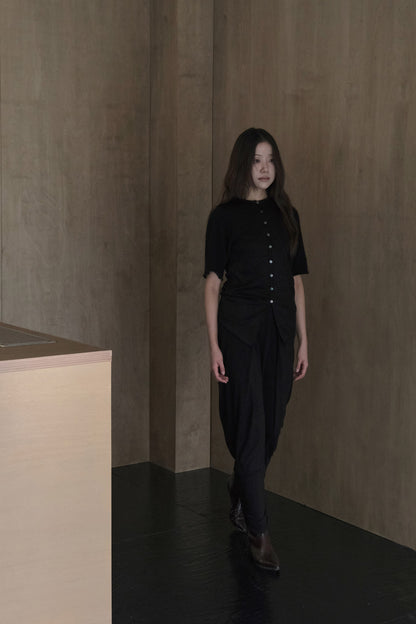 Structure 004 'Ponte Roma Fox-Sleeve Top'