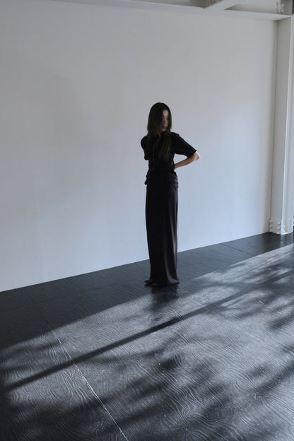 Structure 004 'Ponte Roma Fox-Sleeve Top'