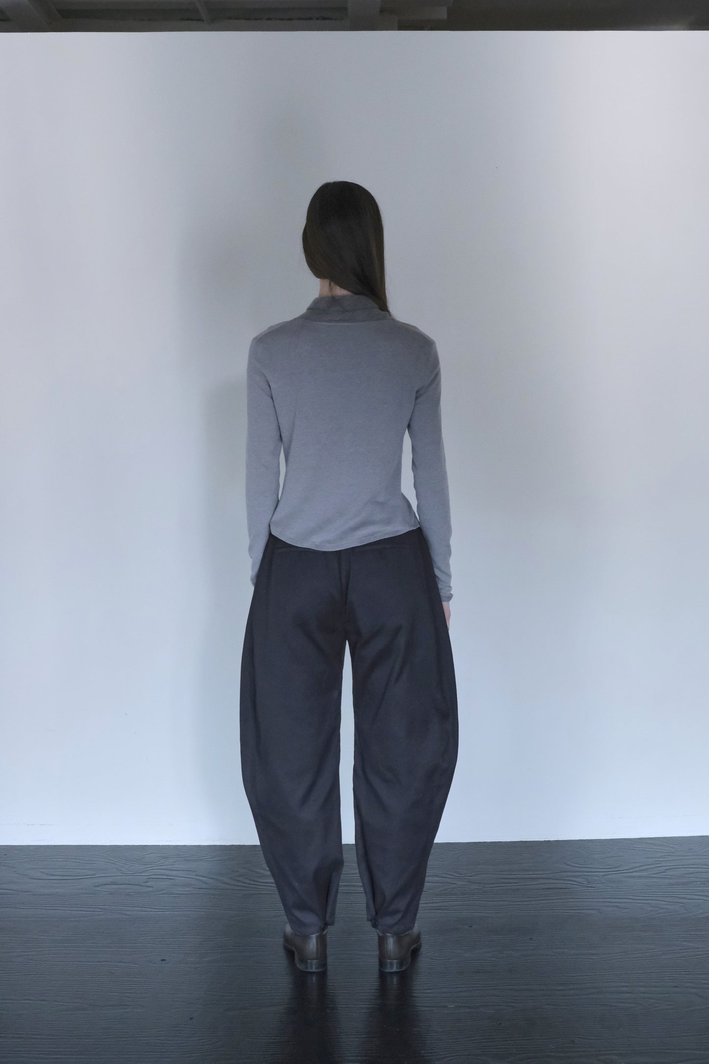Structure 002 'Soft Arc Pants'