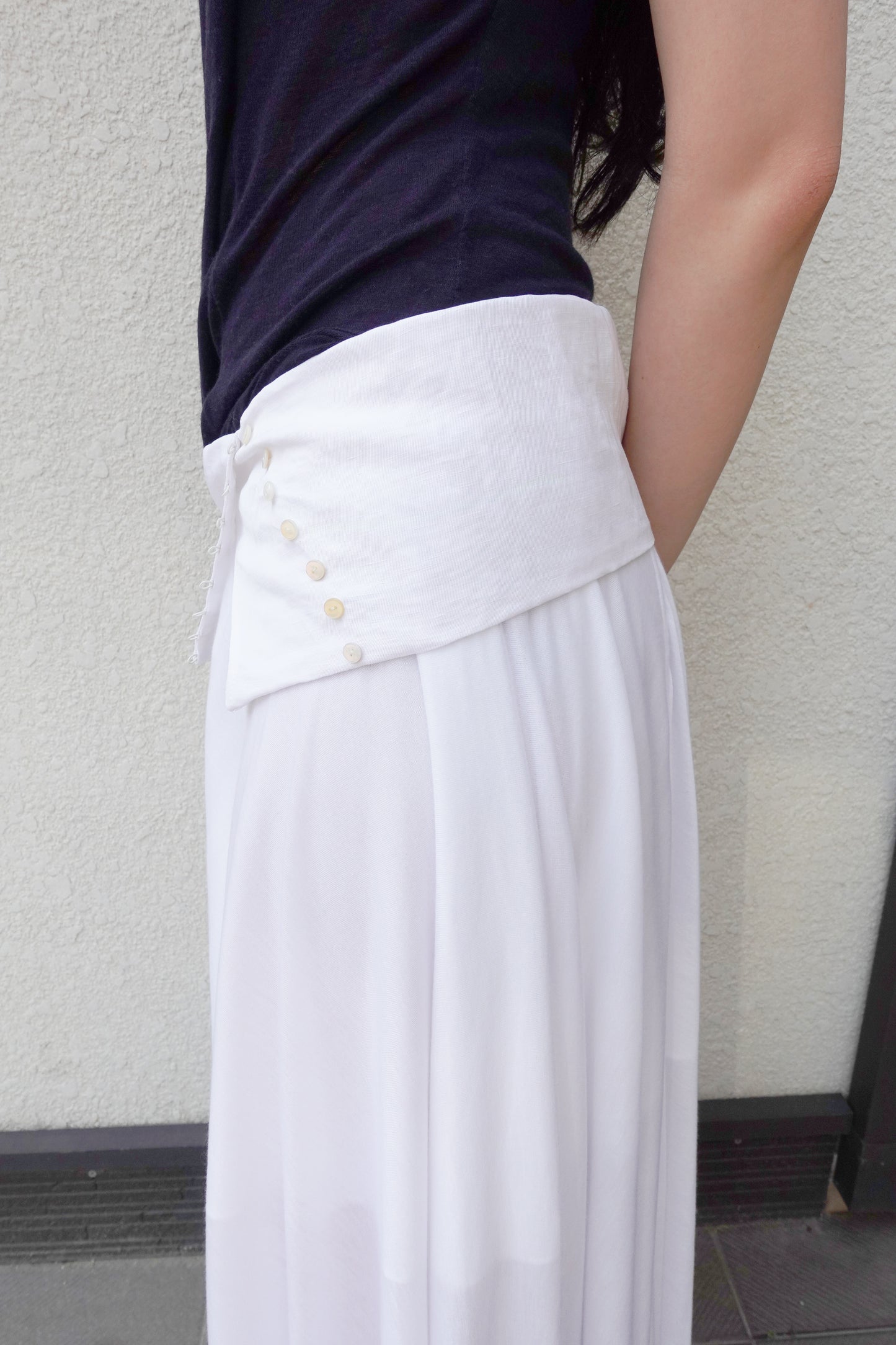 DRAPE 007 'Buttoned Linen-Jersey Skirt'
