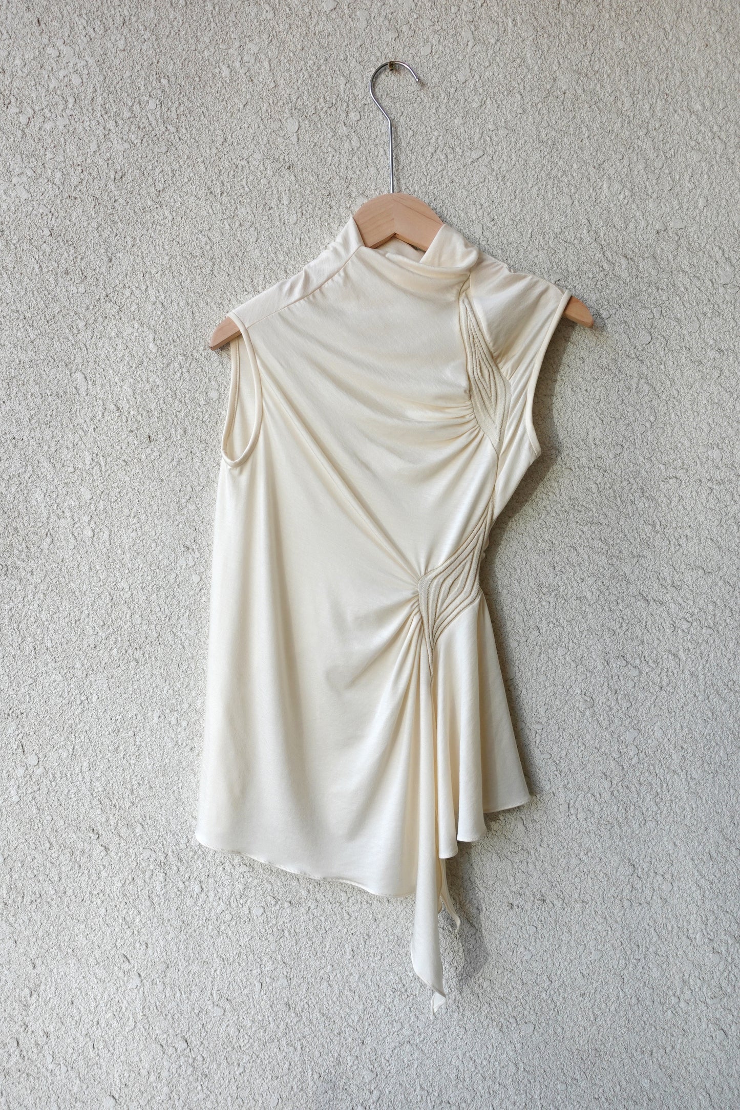 DIA 001 (2nd restocked)