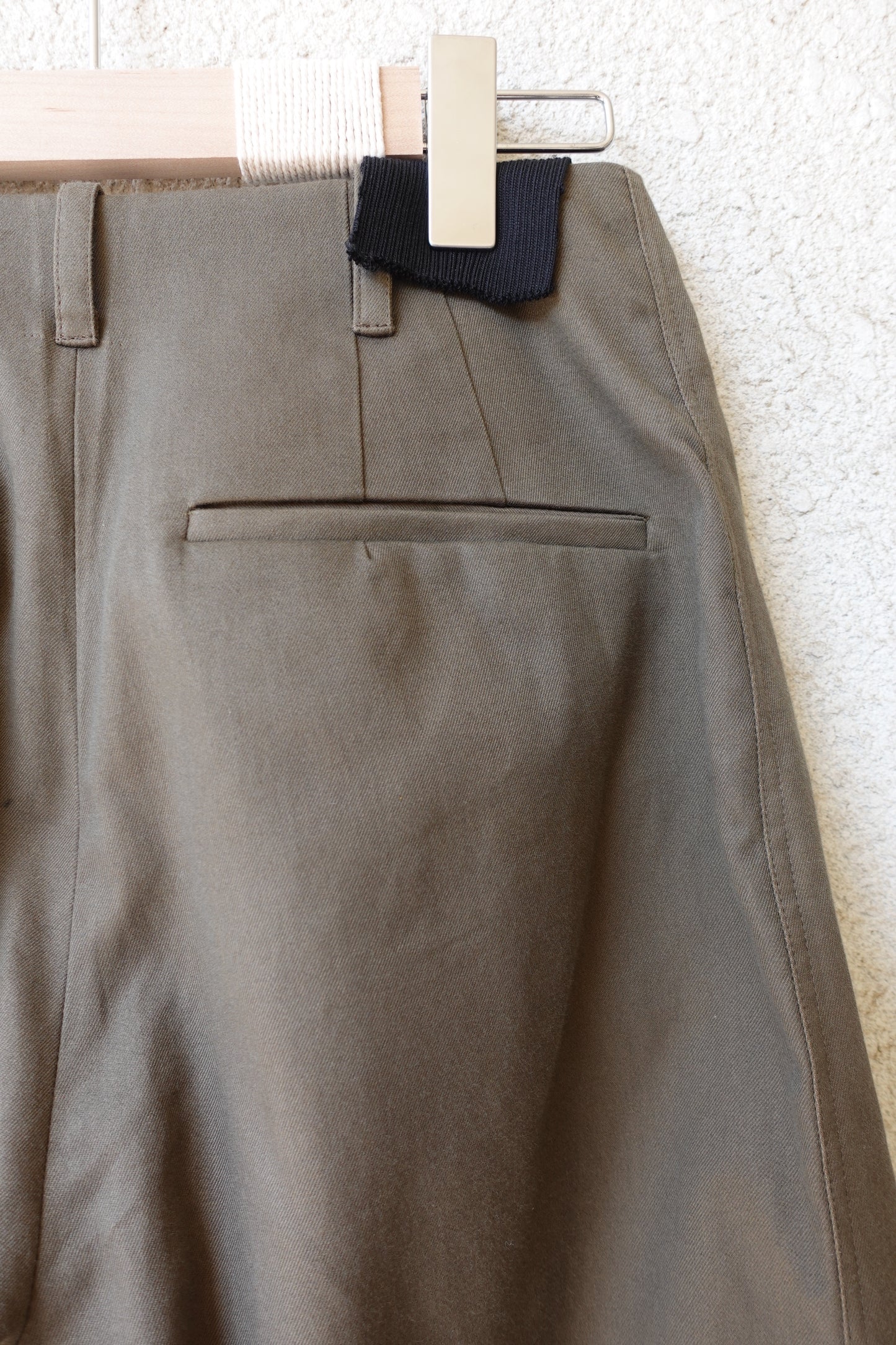 Structure 002 'Soft Arc Pants'