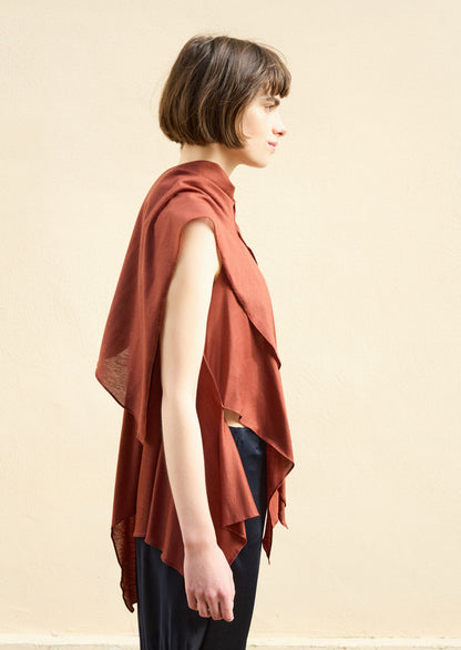 Viscose back shirring scarf layered top