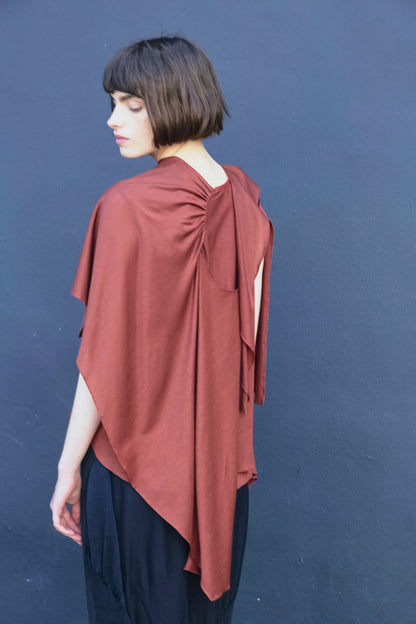 Viscose back shirring scarf layered top