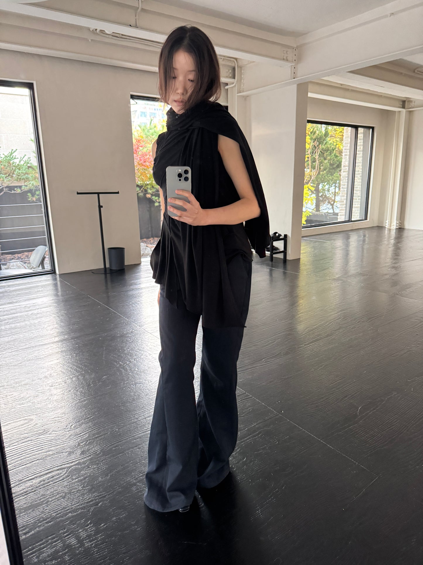 DRAPE 014 'Wool Cascading Shawl Scarf'